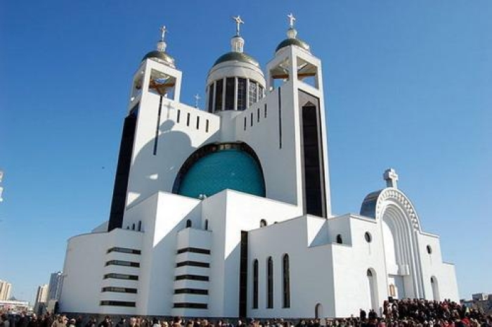 The Patriarchal Sobor of the Resurrection of Christ cathedral in Kyiv, Ukraine, before the Russian invasion. (Screenshot)