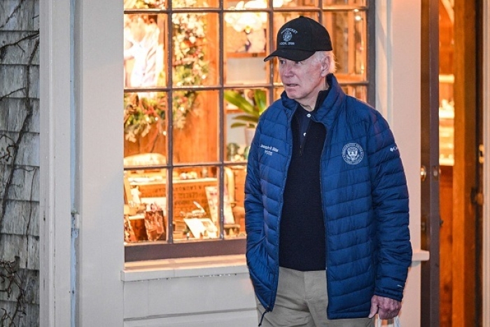 President Joe Biden goes shopping after having lunch with his family in Nantucket, Massachusetts, on November 25, 2022. (Photo by MANDEL NGAN/AFP via Getty Images) President Joe Biden goes shopping after having lunch with his family in Nantucket, Massachusetts, on November 25, 2022. (Photo by MANDEL NGAN/AFP via Getty Images)