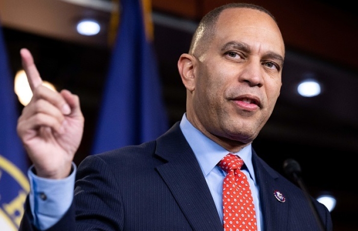 House of Representatives Minority Leader Hakeem Jeffries (D-N.Y.) at the US Capitol on January 12, 2023. (Photo by SAUL LOEB/AFP via Getty Images)