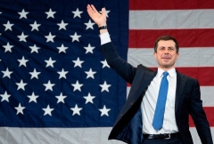 Former South Bend Mayor Pete Buttigieg waves at a primary rally in Columbia, South Carolina, on February 28, 2020. (Photo by JIM WATSON/AFP via Getty Images)
