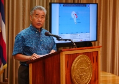 Hawaii Gov. David Ige speeks during a press conference about preparations for Hurricane Lane's arrival to the state. (Photo credit: RONEN ZILBERMAN/AFP via Getty Images)
