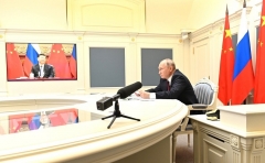 Russian President Vladimir Putin holds a virtual summit with Chinese President Xi Jinping on Monday. (Photo: The Kremlin)