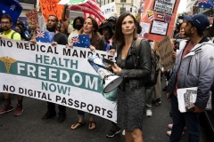 People in Brooklyn, N.Y. protest COVID-19 vaccination mandates on October 4, 2021. (Photo by Andrew Lichtenstein/Corbis via Getty Images)