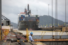 Maintenance work along the Panama Canal's locks in Panama City, on August 1, 2019. (Photo by MAURICIO VALENZUELA/AFP via Getty Images)