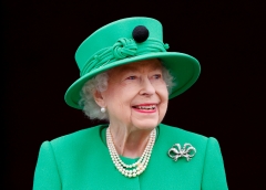 Queen Elizabeth II stands on the balcony of Buckingham Palace following the Platinum Pageant on June 5, 2022 in London, England. (Photo credit: Max Mumby/Indigo/Getty Images)