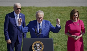 (Photo by Al Drago/Bloomberg via Getty Images)