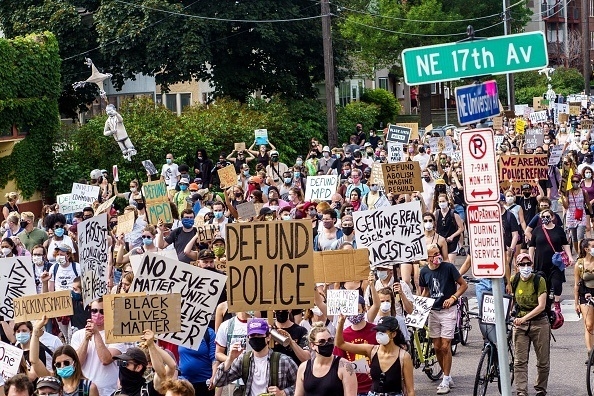Ilhan Omar Dismantle Rotten Minneapolis Police Dep t City Council Members Pledge To Do So 