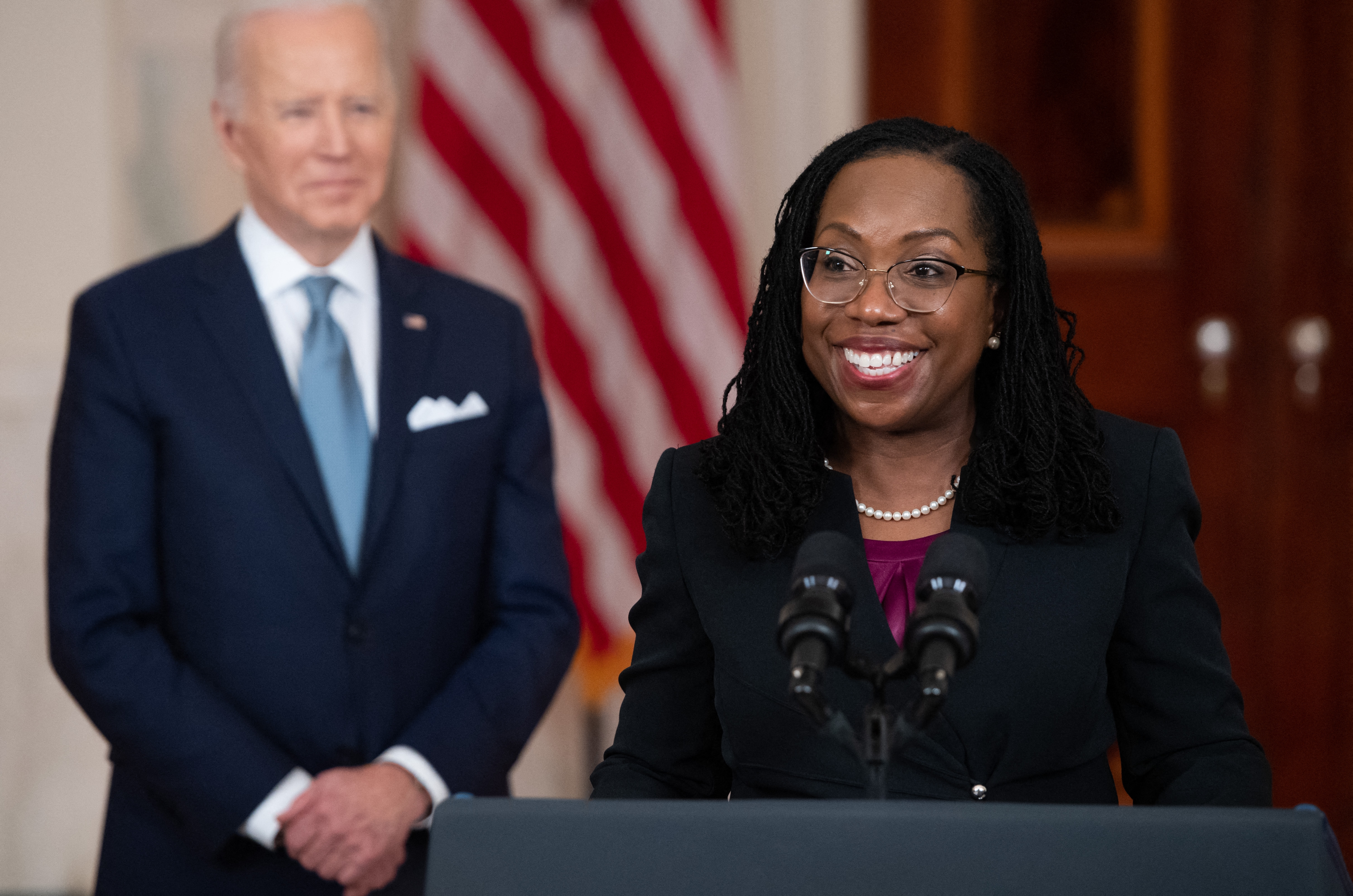 Biden's SCOTUS Nominee Sparks Criticism from the Right, Praise from the Left - Vimarsana News