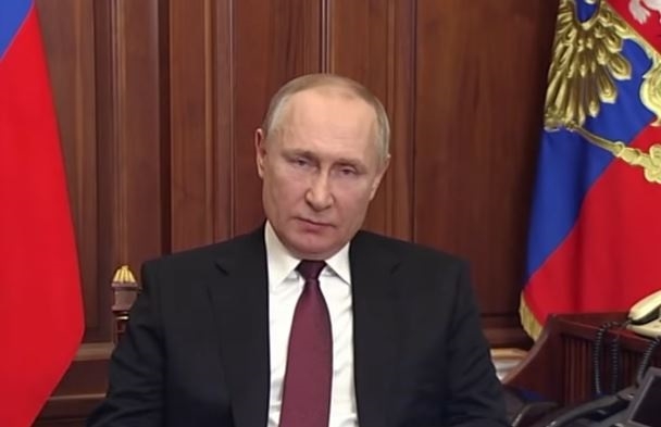 Putin's War Revives Calls for Probe of Russia's Support of Green Groups Battling U.S. Oil Production - Vimarsana News