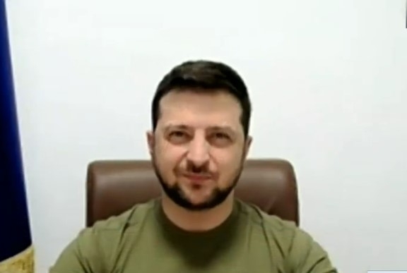 Zelensky Calls on U.S. Military to Engage Russia: 'Is This Too Much to Ask? A Humanitarian No-Fly Zone' - Vimarsana News