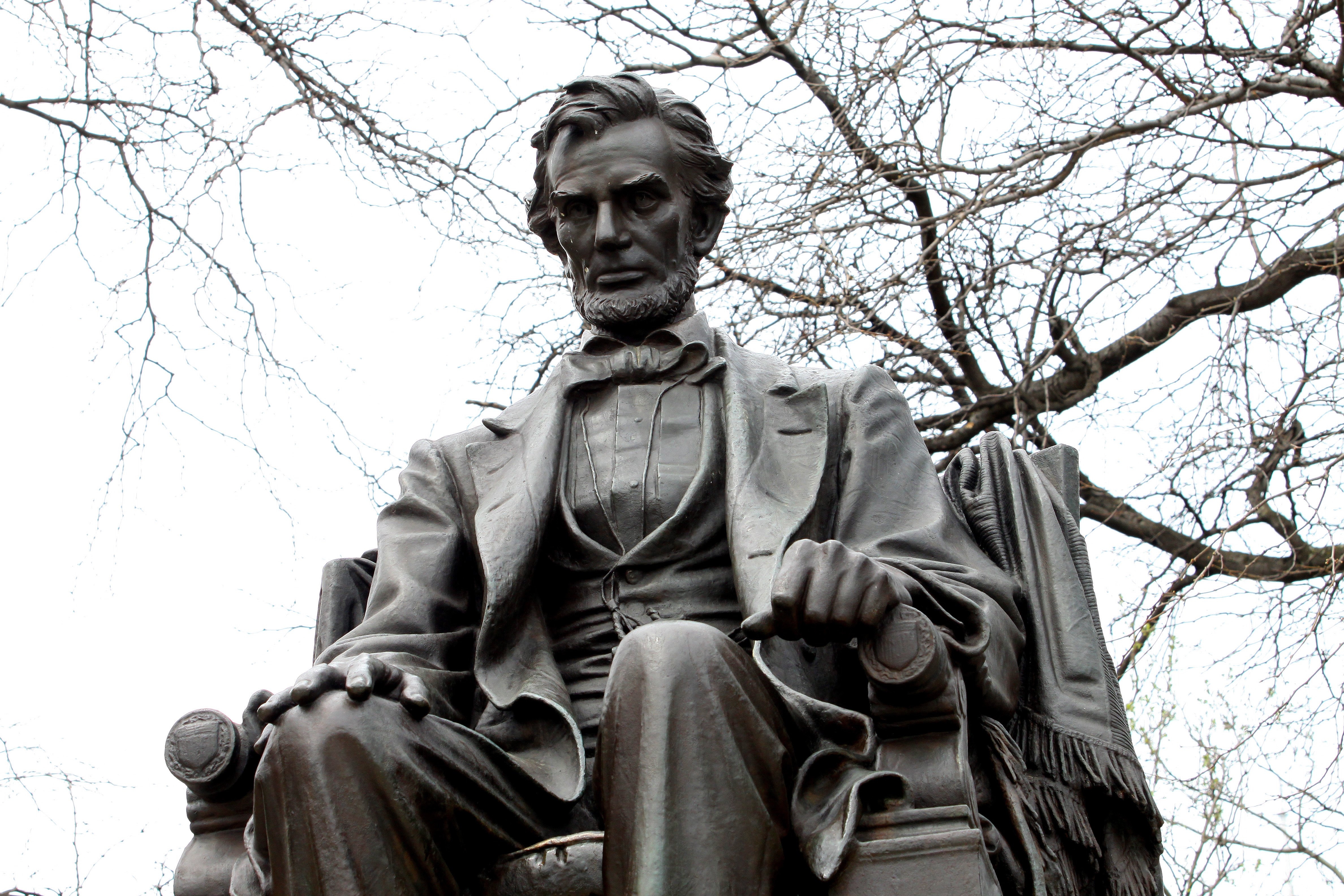 Cornell University Removes Bust of Abraham Lincoln After Getting 1 'Complaint' - Vimarsana News