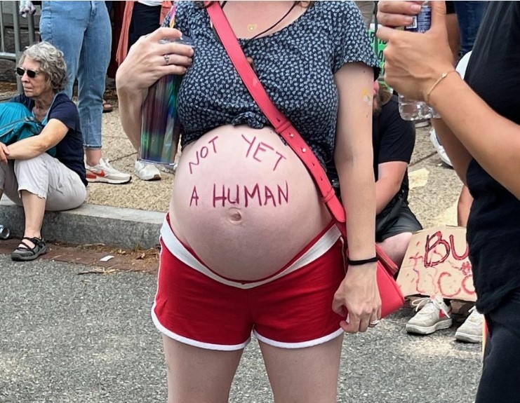 Jewish Mother Claims 9-Month-Old Unborn Baby Is 'Not Yet a Human' Until 'First Breath' - Vimarsana News