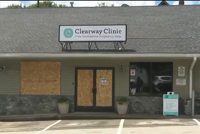 Mass. Crisis Pregnancy Center Vandalized, Calls on State Officials to 'Publicly Condemn Domestic Terror Attack' - Vimarsana News