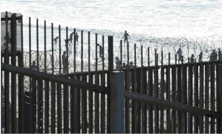 Border Patrol Catches 183 Brazilians, 8 Romanians, 2 Nigerians Illegally Crossing California Border in 2 Groups - Vimarsana News