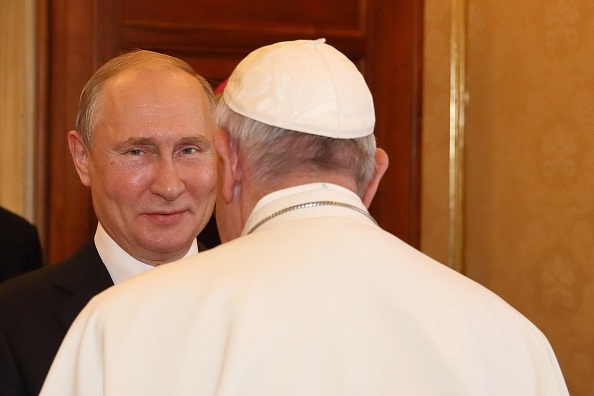 Pope Francis Appeals to Putin: 'Stop This Spiral of Violence and Death' - Vimarsana News