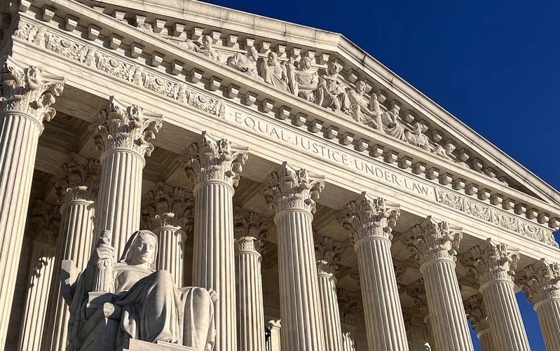 Attorney Tells SCOTUS That '700 Applications Each Application Cycle' at UNC Are Decided Based on Race - Vimarsana News