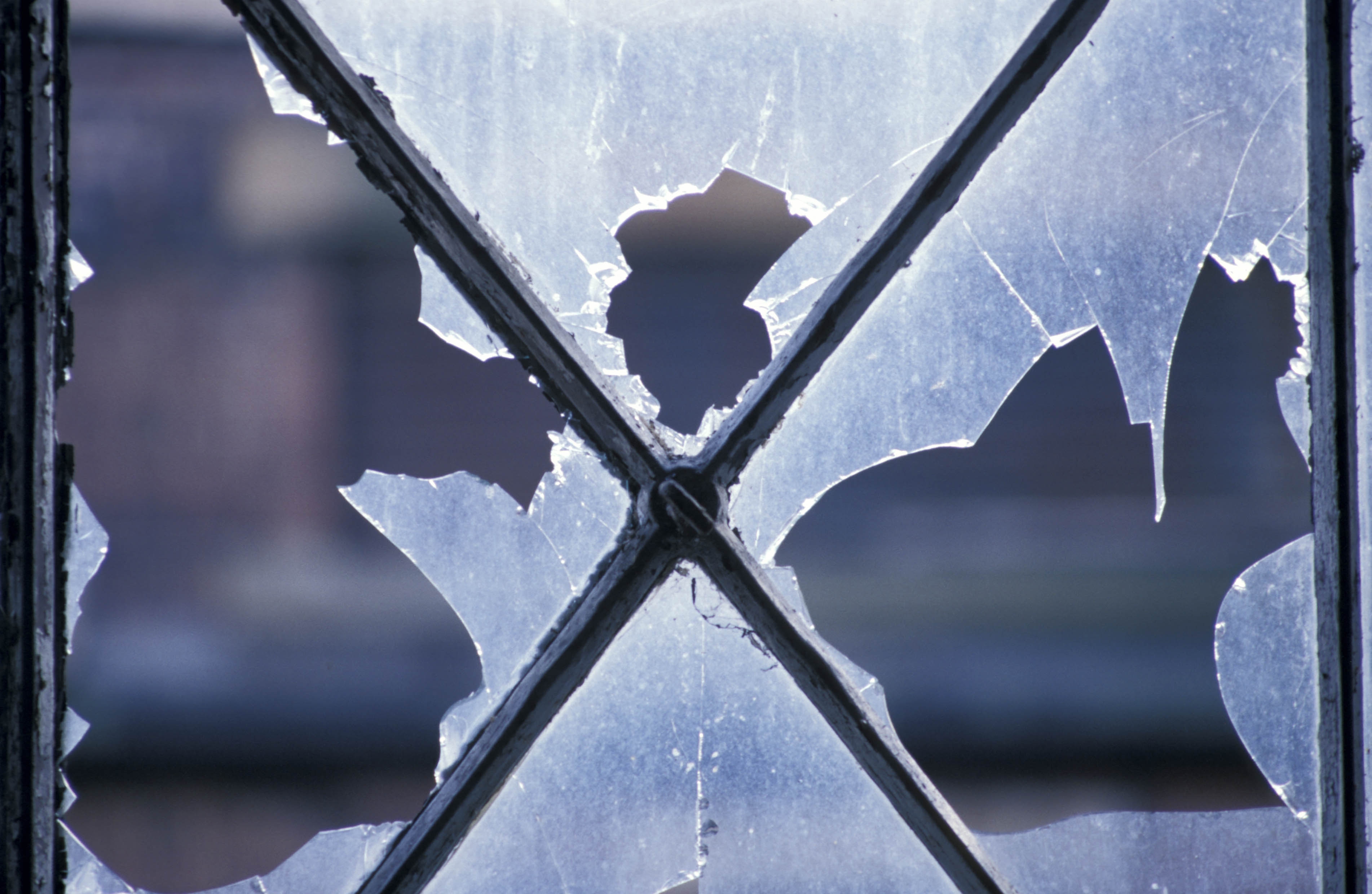 Green Energy is the Modern "Broken Window" - Vimarsana News