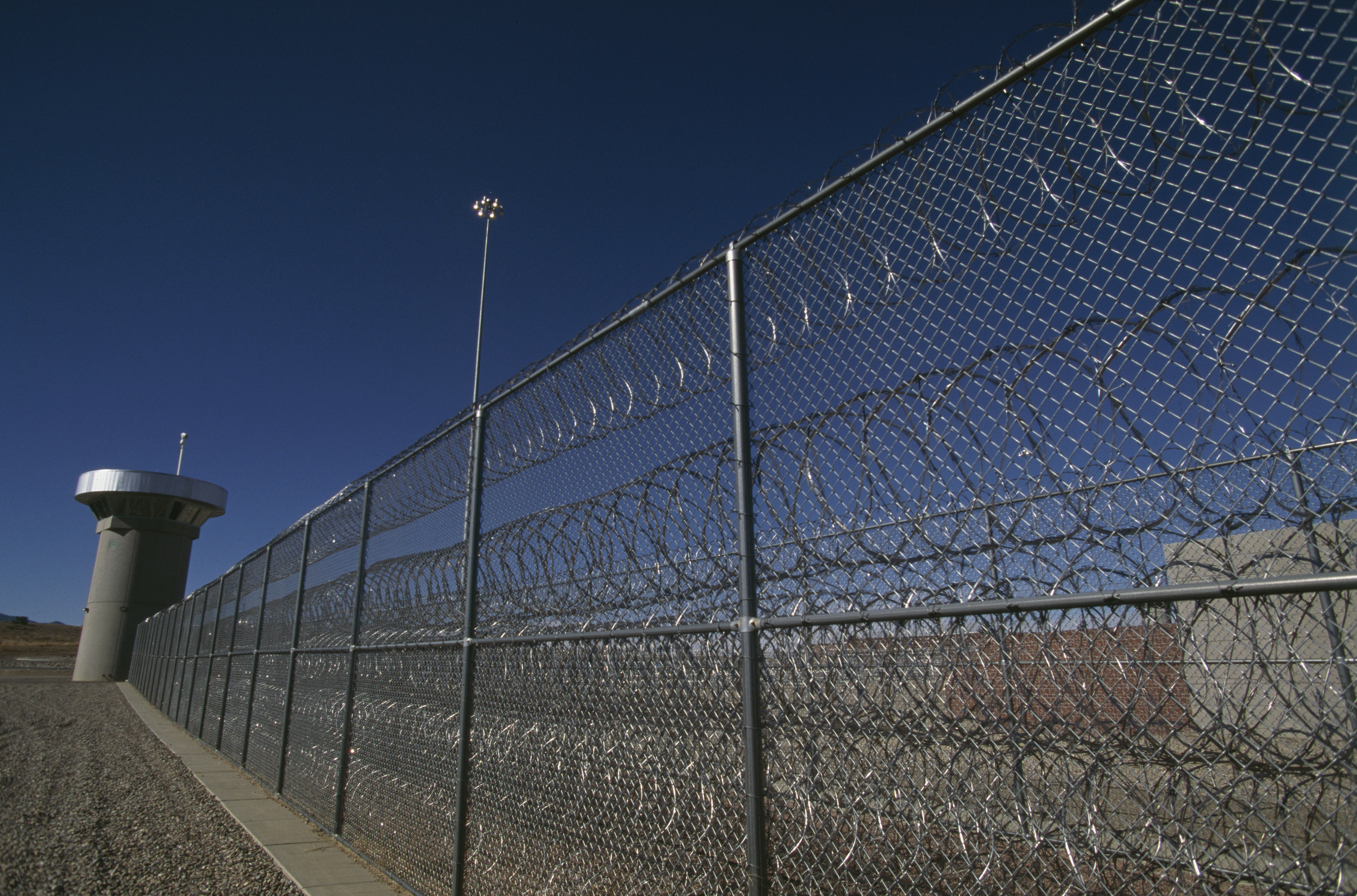 Virginia Senate Committee Passes Bill Allowing all Offenders to Seek Release After 15 Years - Vimarsana News