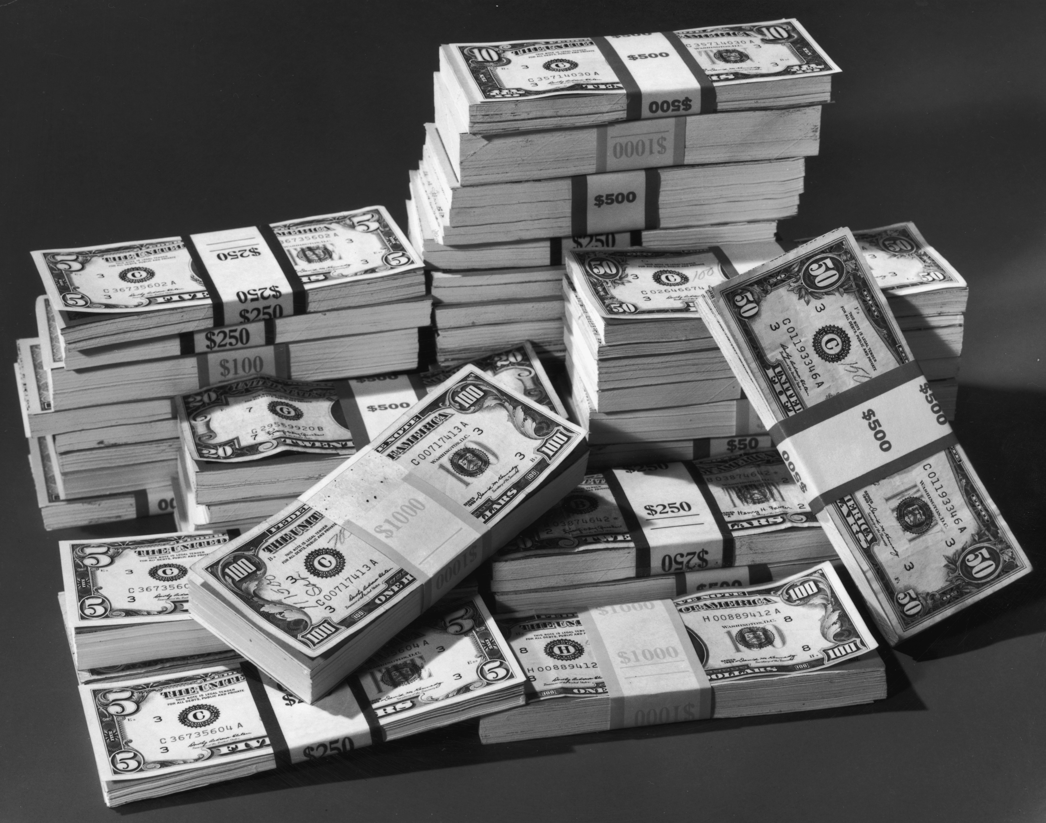 Bank Failures and the Federal Reserve's Recipe for Hangover Economics - Vimarsana News