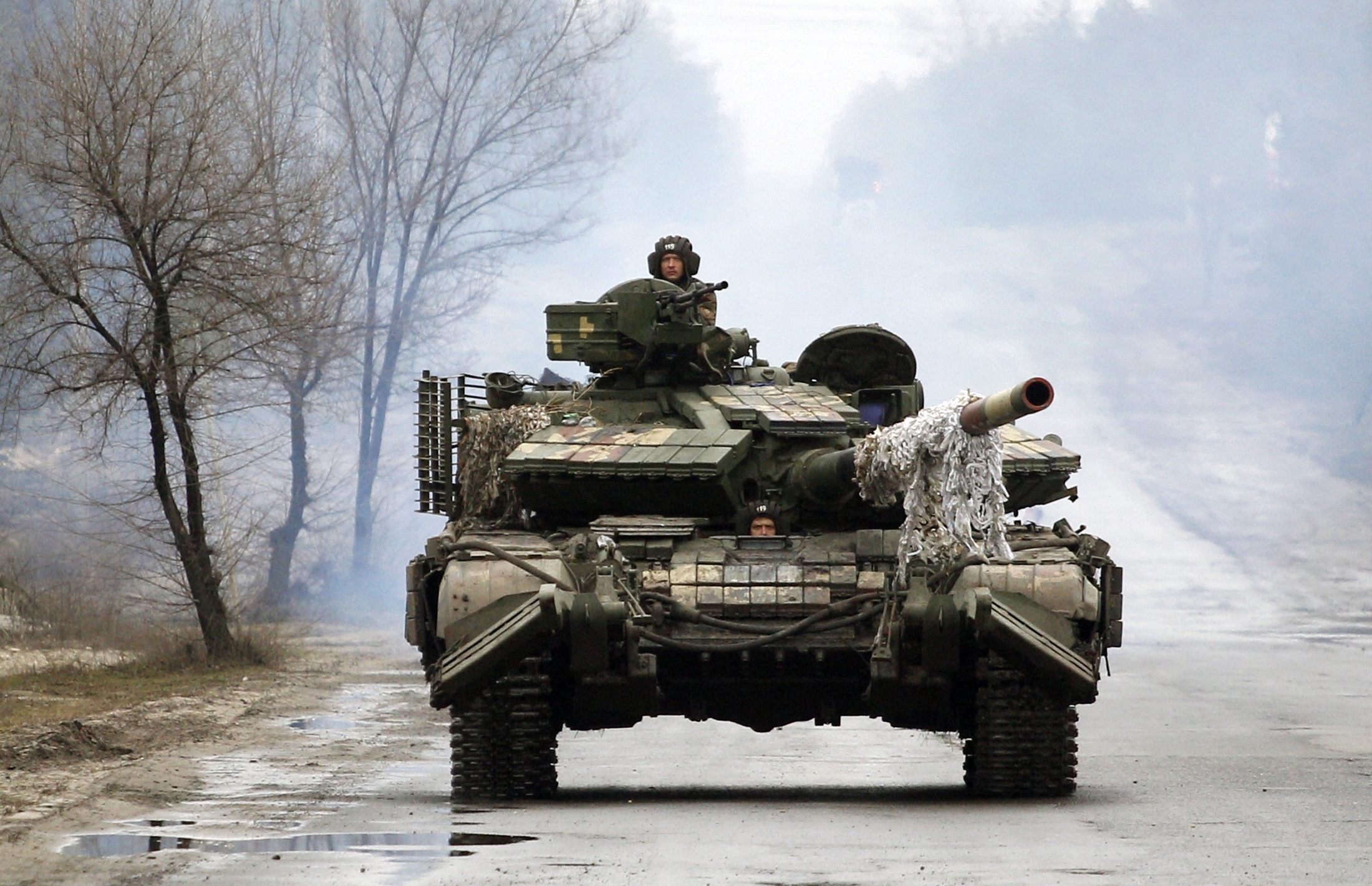 Carlson: Leaked Docs Say U.S. Troops Fighting in Ukraine, a 'Hot War,' 'Violation of American Law' - Vimarsana News